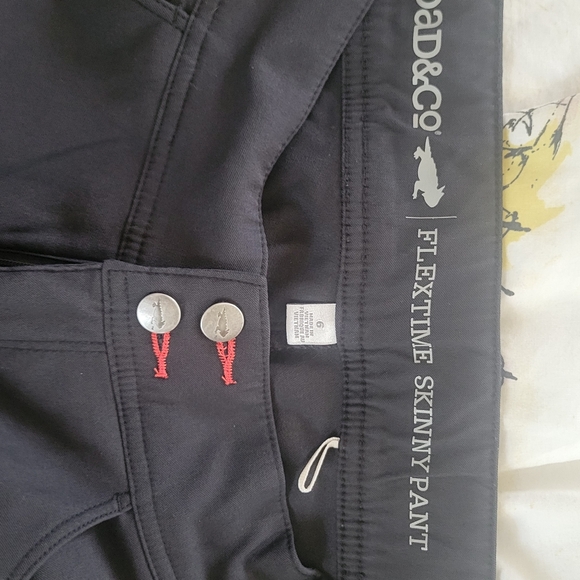 Toad & Co - Picture 2 of 3